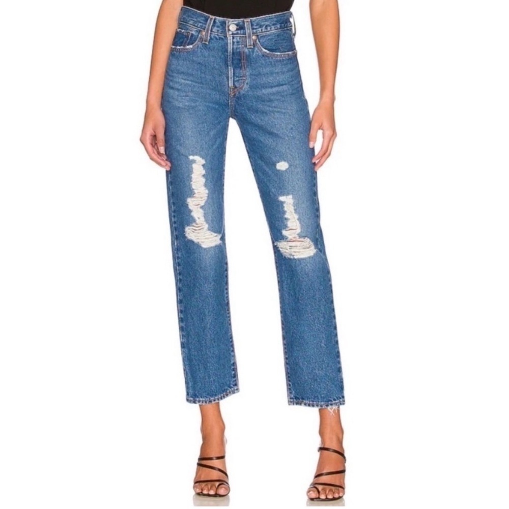 Levis Wedgie Straight womens jeans 32in Oxnard Drive wash Inseam 26in distressed